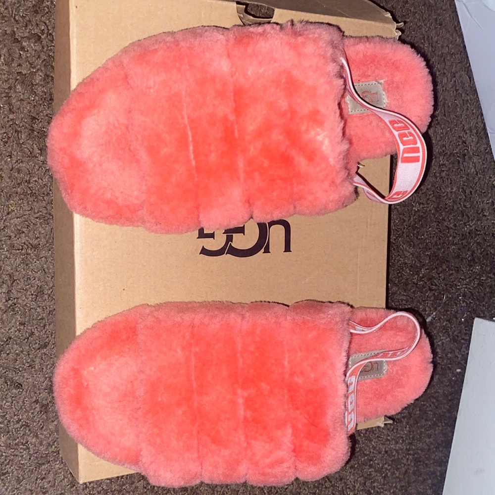 Ugg slides